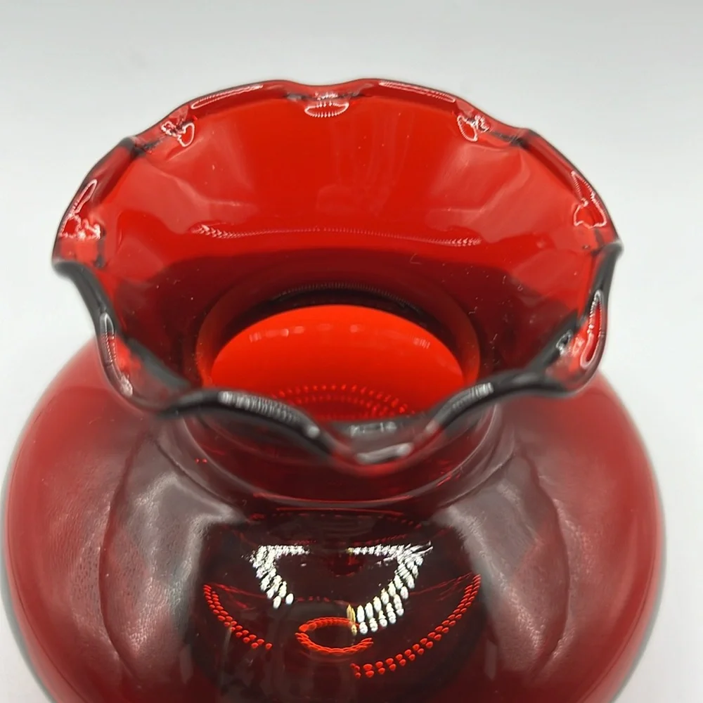 Vintage Anchor Hocking Royal Ruby Ruffle Glass‎ Vase 3.5” Tall